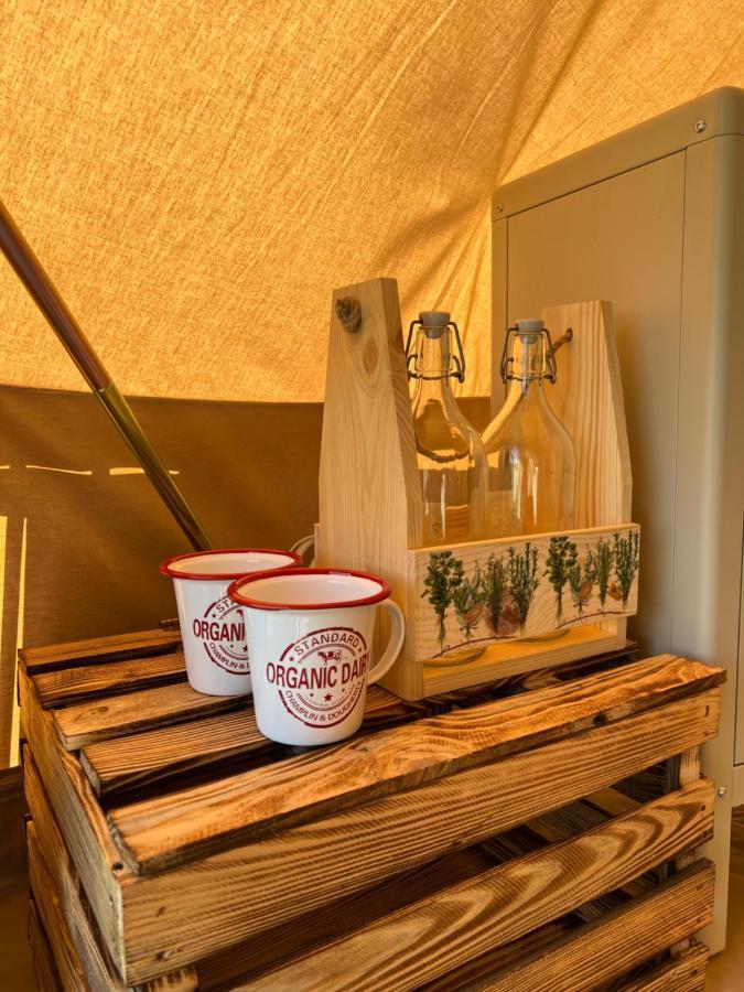 Отель Glamping Bieszczady Z Jacuzzi I Basenem Солина Экстерьер фото