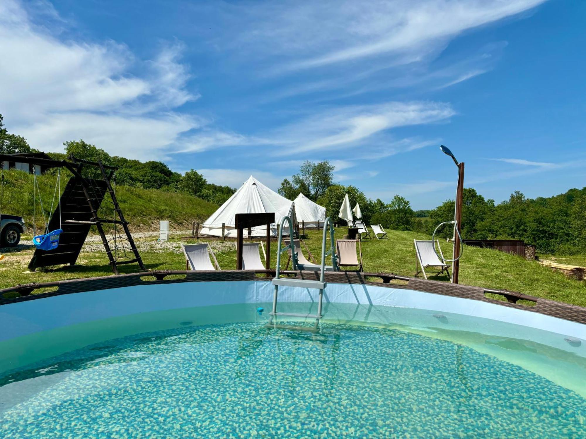 Отель Glamping Bieszczady Z Jacuzzi I Basenem Солина Экстерьер фото
