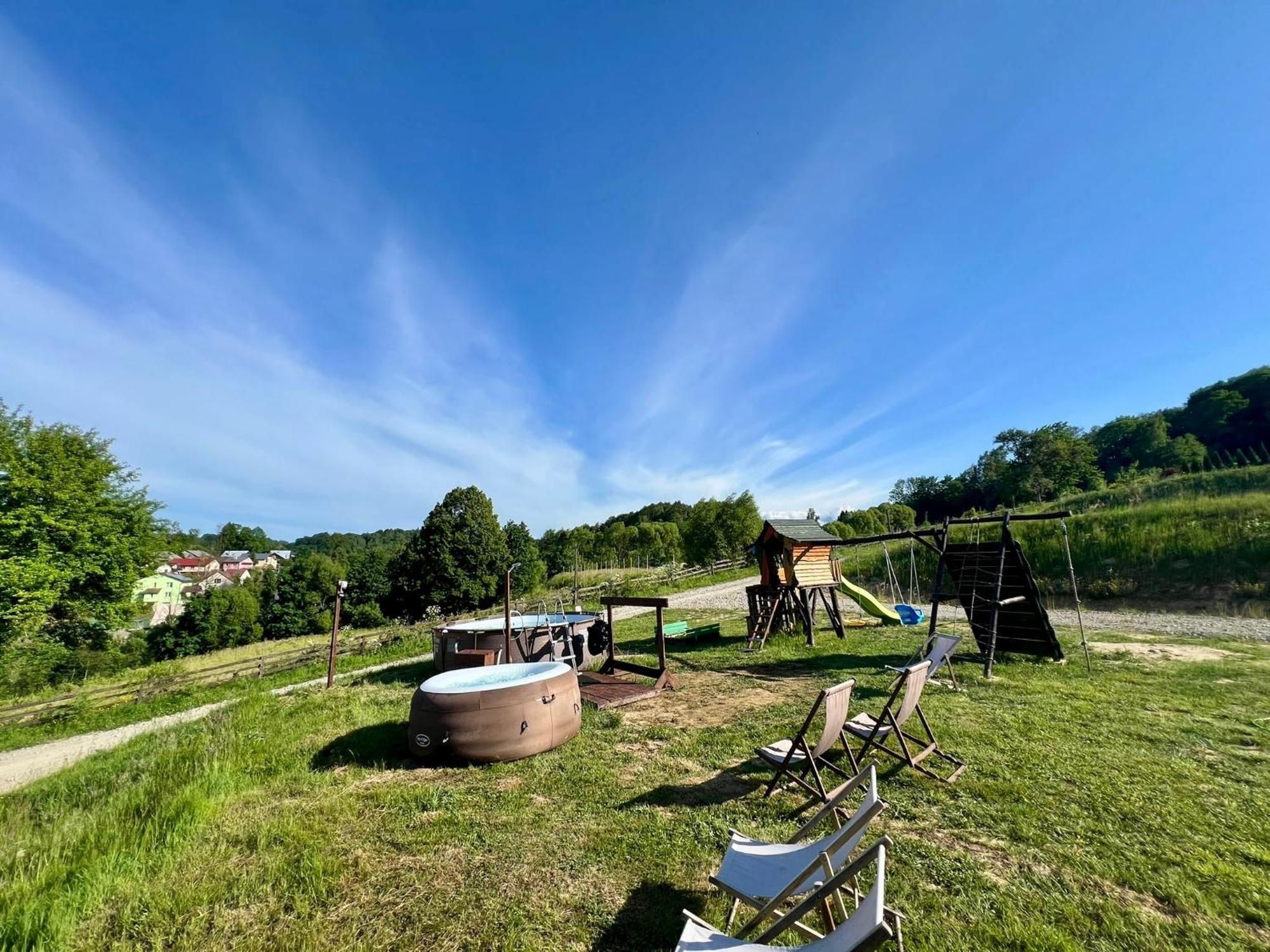 Отель Glamping Bieszczady Z Jacuzzi I Basenem Солина Экстерьер фото