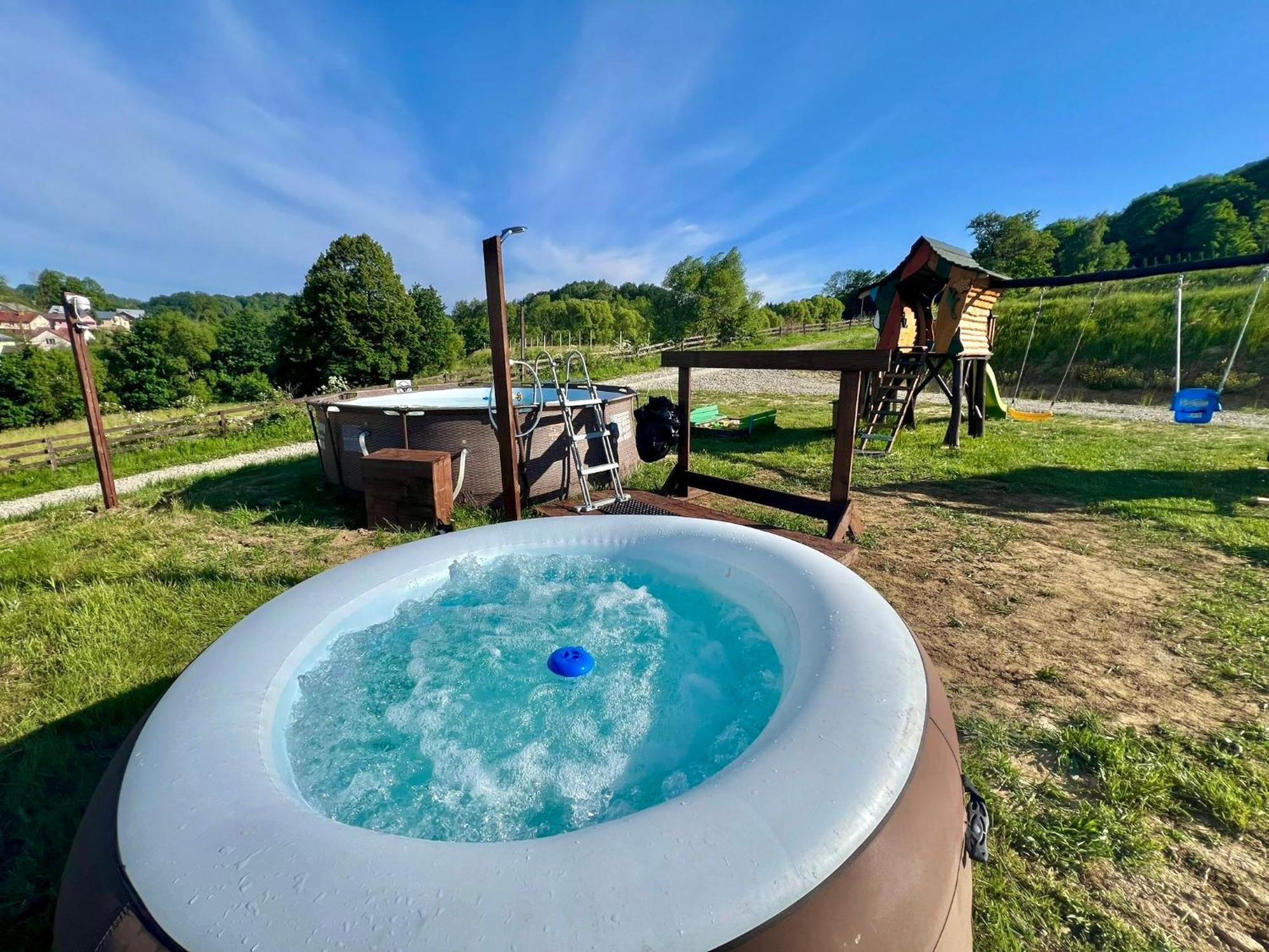 Отель Glamping Bieszczady Z Jacuzzi I Basenem Солина Экстерьер фото